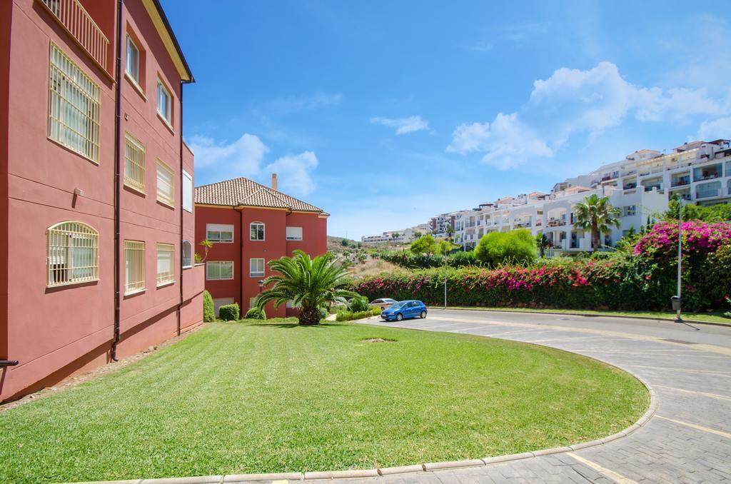 Gorgeous 170 Sq.M. Penthouse With Sea View Terraces Διαμέρισμα Benalmádena Εξωτερικό φωτογραφία