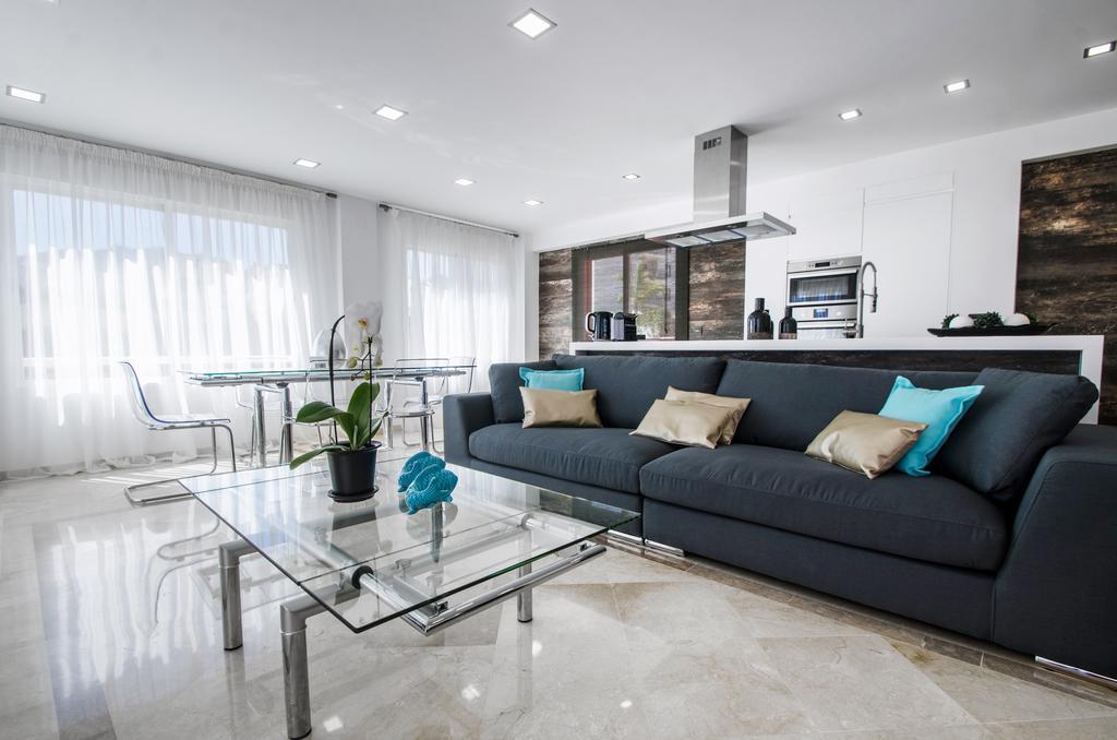 Gorgeous 170 Sq.M. Penthouse With Sea View Terraces Διαμέρισμα Benalmádena Εξωτερικό φωτογραφία